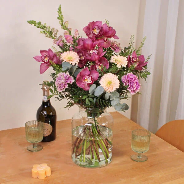 Orchid Loves - Image 4